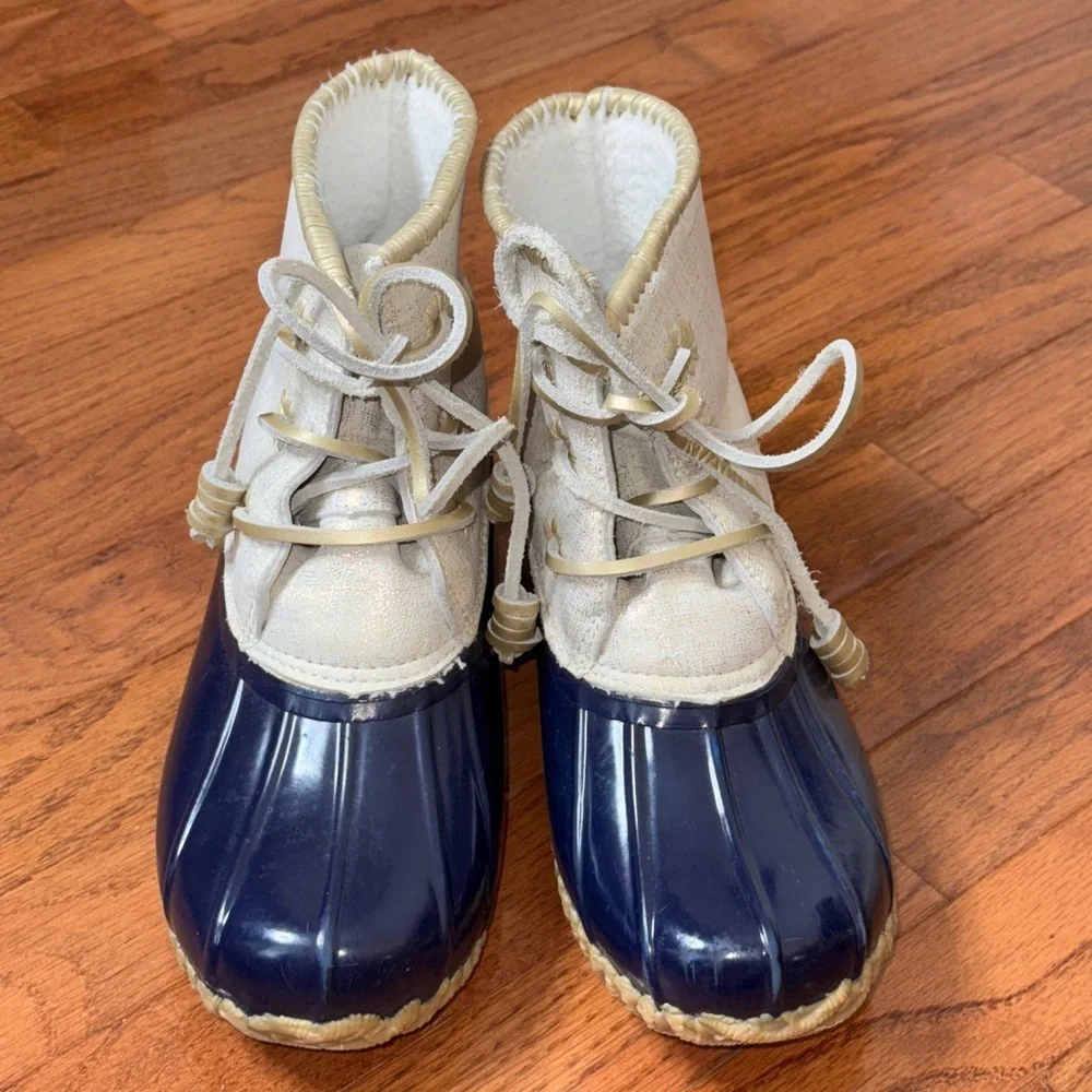 Jack Rogers Size 8 Chloe Duck Boots Navy Ivory